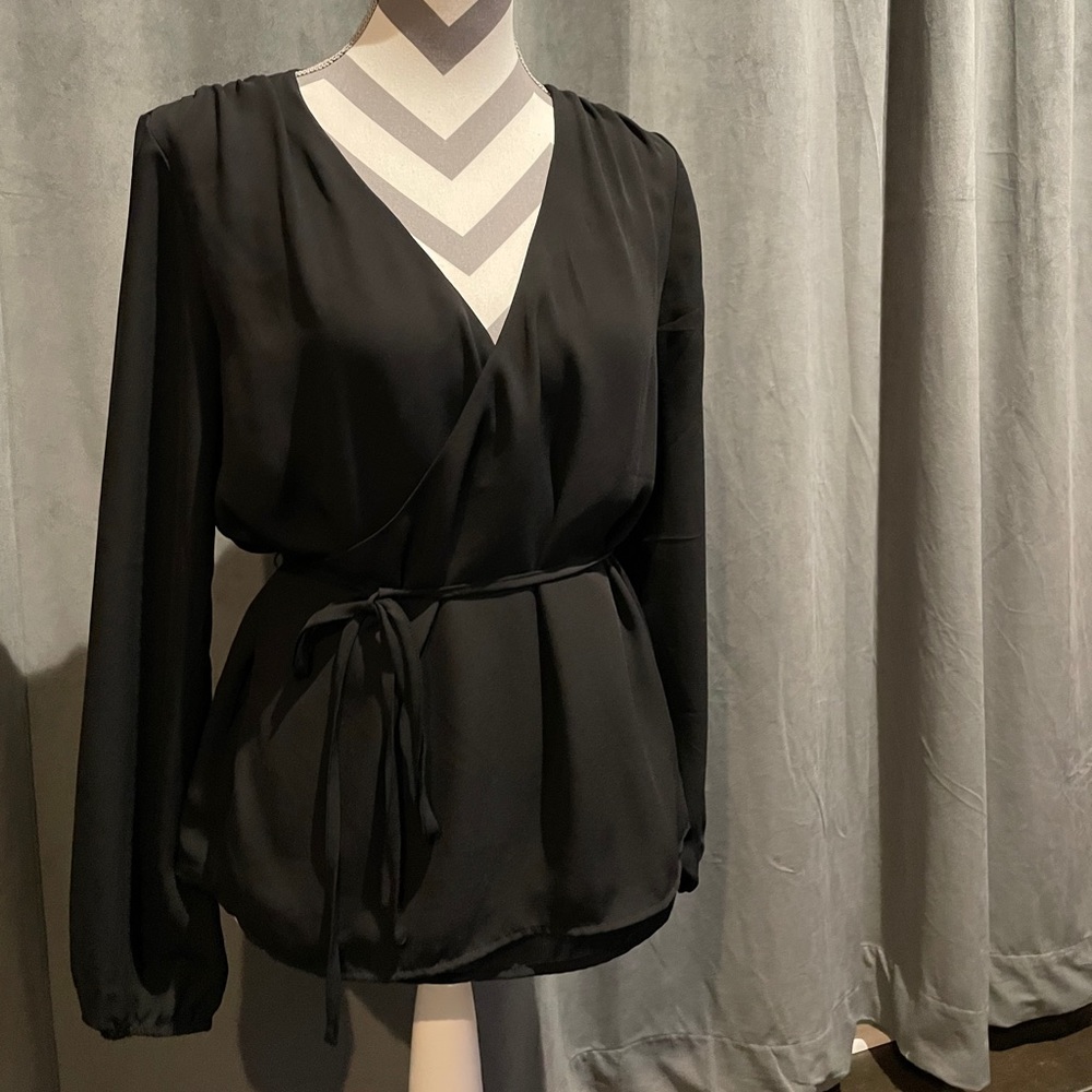 H&M black wrap top with tie.
